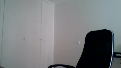 Snapshot of joaodias_18 chatting on 08-03-26, 09:04 joaodias_18 online show from 08-03-26, 09:04