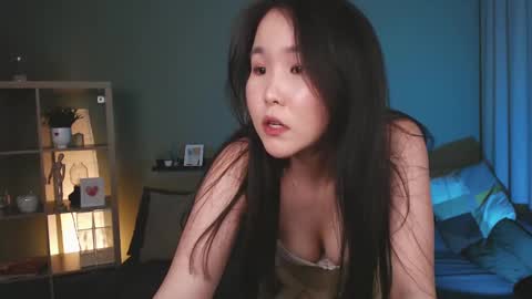 Amina online show from 01-29-25, 03:26