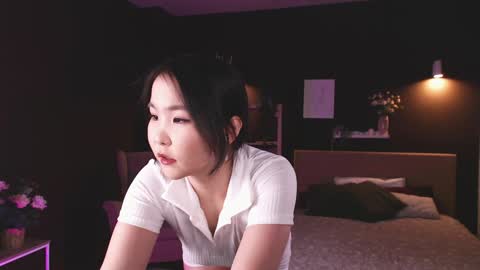 Amina online show from 02-01-25, 03:28