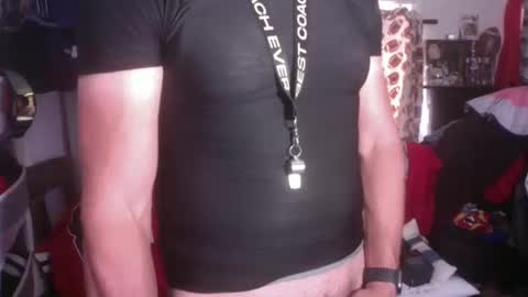 Snapshot of jockdad87 chatting on 04-12-26, 12:04 JockDad87 online show from 04-12-26, 12:04