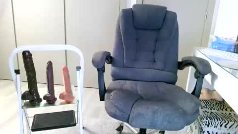 Jockstrap3x online show from 12-17-25, 01:06