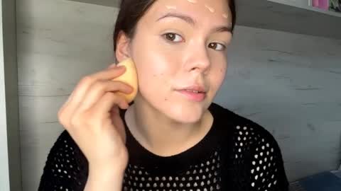 Mila online show from 04-03-26, 10:02