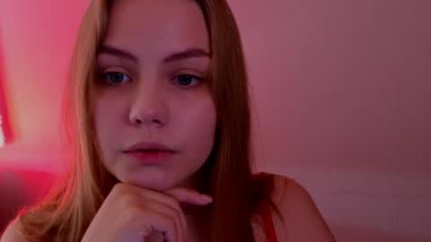 Snapshot of jodiewithgreen chatting on 06-19-26, 03:16 Jodie 3 returning TODAY online show from 06-19-26, 03:16