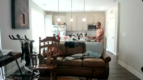 joe1997202399 online show from 06-18-26, 08:35
