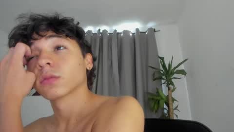 Snapshot of joe23___ chatting on 04-17-26, 12:08 Joe online show from 04-17-26, 12:08