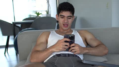 Snapshot of joe_steel1 chatting on 12-09-24, 04:47 joe_steel1 online show from 12-09-24, 04:47
