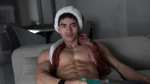 Snapshot of joe_steel1 chatting on 12-22-24, 10:49 joe_steel1 online show from 12-22-24, 10:49
