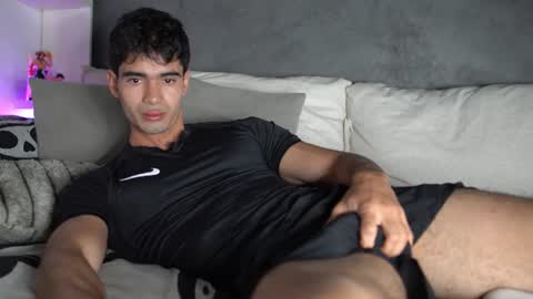 joe_steel1 online show from 07-05-26, 11:56