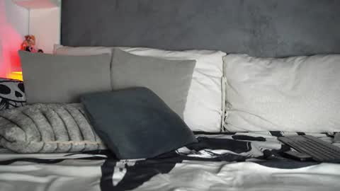 joe_steel1 online show from 07-08-26, 12:26