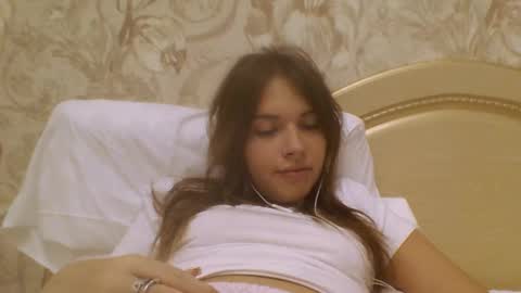 Jennifer online show from 09-23-25, 11:30