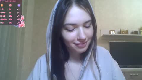 Jennifer online show from 06-08-26, 06:41