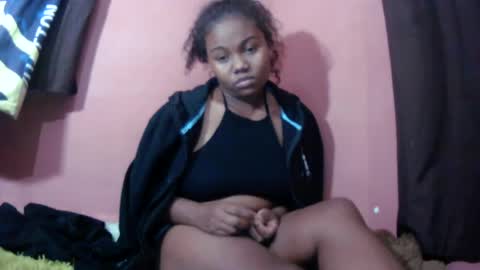 Snapshot of joenah012 chatting on 07-11-26, 06:43 joenah012 online show from 07-11-26, 06:43