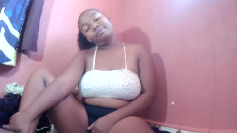 Snapshot of joenah012 chatting on 07-15-26, 06:40 joenah012 online show from 07-15-26, 06:40