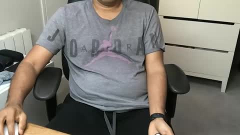 Snapshot of joeshades21 chatting on 01-22-25, 09:24 joeshades21 online show from 01-22-25, 09:24