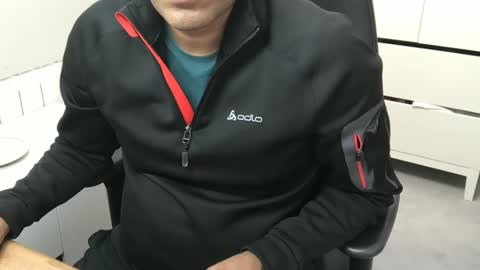 Snapshot of joeshades21 chatting on 03-11-25, 09:24 joeshades21 online show from 03-11-25, 09:24