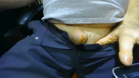 joeyballs123 online show from 06-09-26, 07:36
