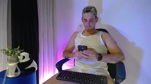 Jofiel de Angelis online show from 04-04-26, 11:24