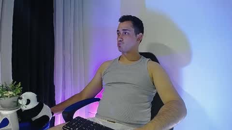 Jofiel de Angelis online show from 04-06-26, 01:25