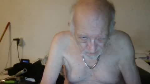Snapshot of johan1948 chatting on 07-09-26, 09:19 Johan online show from 07-09-26, 09:19