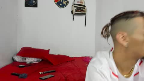 johan_and_antonella online show from 11-01-25, 03:19