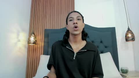 Snapshot of johan_gz_ chatting on 05-04-26, 11:39 Johan online show from 05-04-26, 11:39