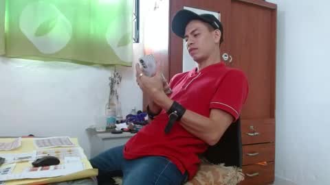 Snapshot of johan_kitten chatting on 05-27-26, 02:14 johan online show from 05-27-26, 02:14