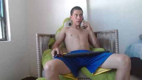 Snapshot of johan_kitten chatting on 06-09-26, 05:35 johan online show from 06-09-26, 05:35