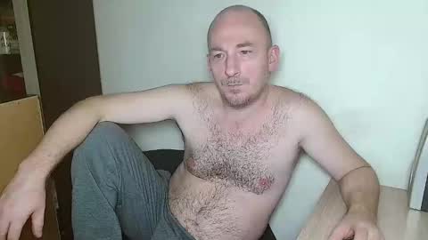 Johan online show from 02-05-26, 03:27