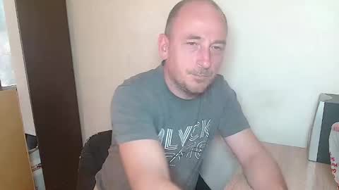 Johan online show from 03-09-26, 01:59