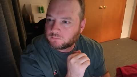 john_bear1 online show from 04-15-26, 09:16