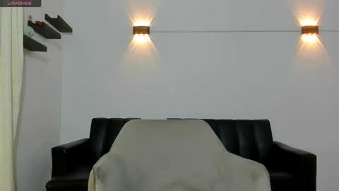 Snapshot of john_ssnow29 chatting on 05-27-26, 12:13 john_ssnow29 online show from 05-27-26, 12:13
