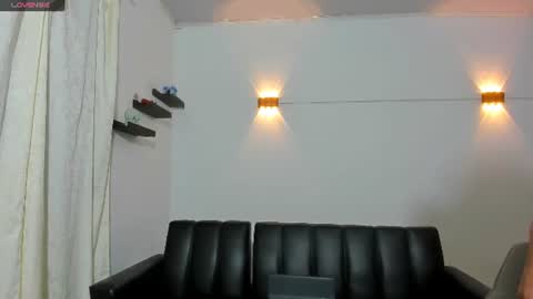 Snapshot of john_ssnow29 chatting on 06-24-26, 10:03 john_ssnow29 online show from 06-24-26, 10:03