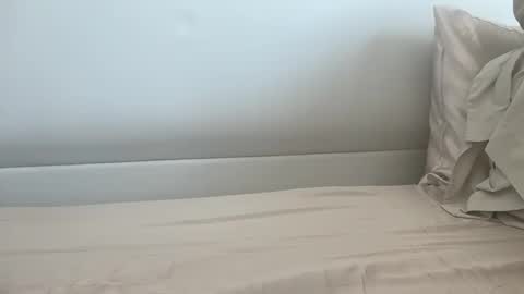 Snapshot of johnboy69l chatting on 02-01-26, 03:54 johnboy69l online show from 02-01-26, 03:54