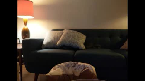 Snapshot of johneelicks chatting on 09-14-25, 08:35 Johnee online show from 09-14-25, 08:35