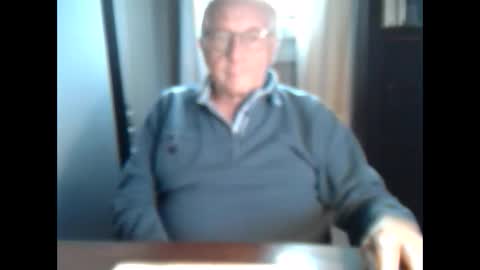 Snapshot of johnjohn6226623 chatting on 11-04-25, 04:06 johnjohn6226 online show from 11-04-25, 04:06