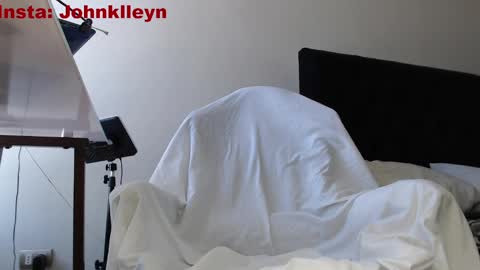 john online show from 11-18-25, 06:23