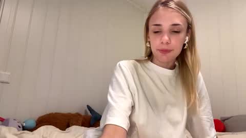 Oly online show from 06-29-26, 10:15