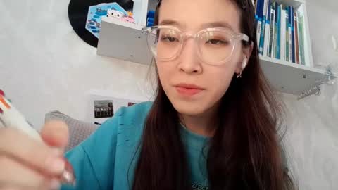 Molly online show from 11-25-25, 09:53