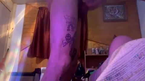 Snapshot of johnnyct36 chatting on 03-09-25, 04:38 johnnyct36 online show from 03-09-25, 04:38