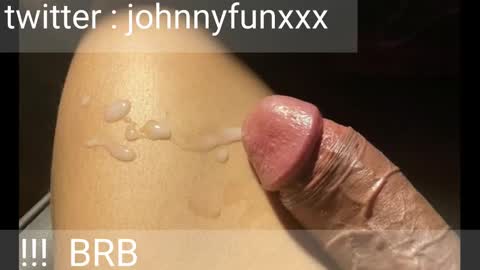 Snapshot of johnnyfun_xxx chatting on 09-23-25, 03:31 Johnnystrongarms                 online show from 09-23-25, 03:31