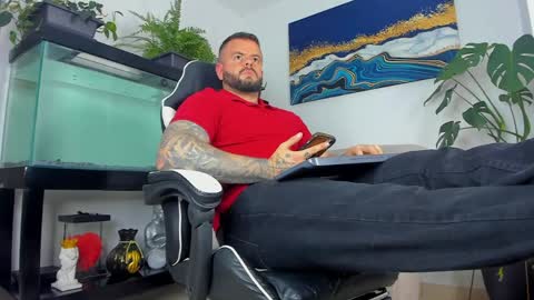 JOHNNY online show from 05-19-26, 12:27