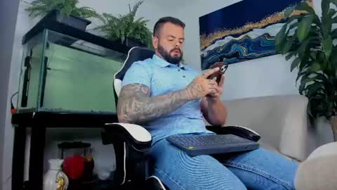 Snapshot of johnnygrayson_ chatting on 07-16-26, 12:27 JOHNNY online show from 07-16-26, 12:27