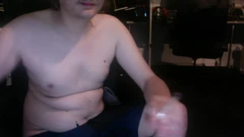 Snapshot of johnnygte chatting on 08-09-26, 09:42 johnnygte online show from 08-09-26, 09:42