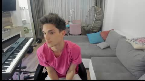 Snapshot of johnnyk8 chatting on 07-14-26, 06:13 Johnny k. online show from 07-14-26, 06:13