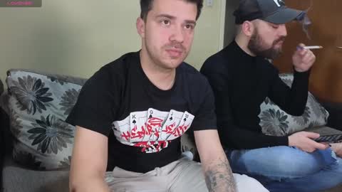 Johnny online show from 01-04-25, 05:16