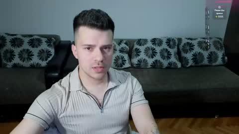 Johnny online show from 04-08-26, 08:09