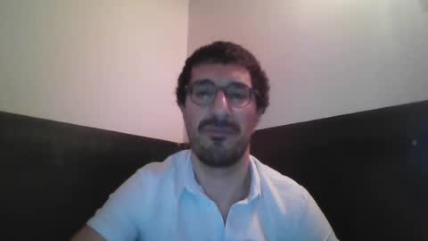 Snapshot of johnparis7575 chatting on 05-05-26, 09:45 Johnfrench online show from 05-05-26, 09:45