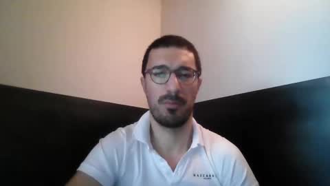 Snapshot of johnparis7575 chatting on 05-27-26, 12:57 Johnfrench online show from 05-27-26, 12:57