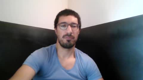 Snapshot of johnparis7575 chatting on 07-08-26, 11:58 Johnfrench online show from 07-08-26, 11:58