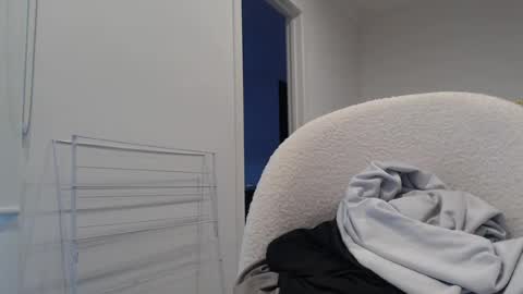 Snapshot of johnprivate494 chatting on 06-13-26, 05:05 johnprivate494 online show from 06-13-26, 05:05